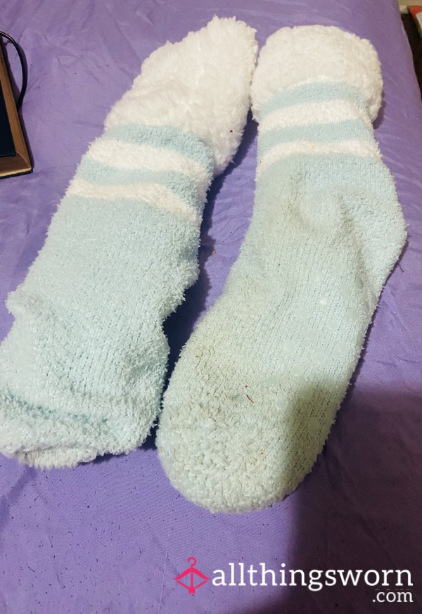 Fuzzy Fluffy Socks 🧦