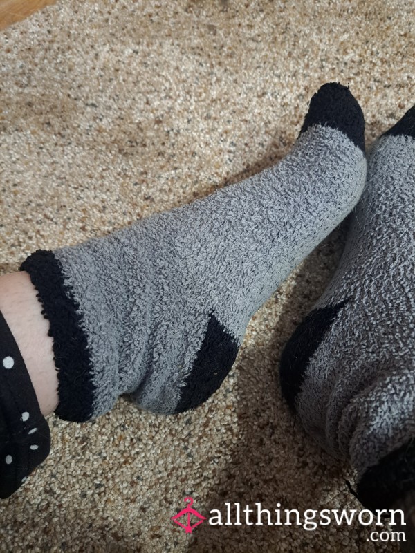 Black & Grey Fuzzy House Socks