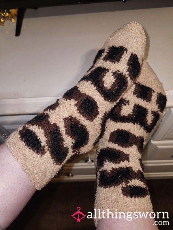 Fuzzy Leopard Print Socks 🐆