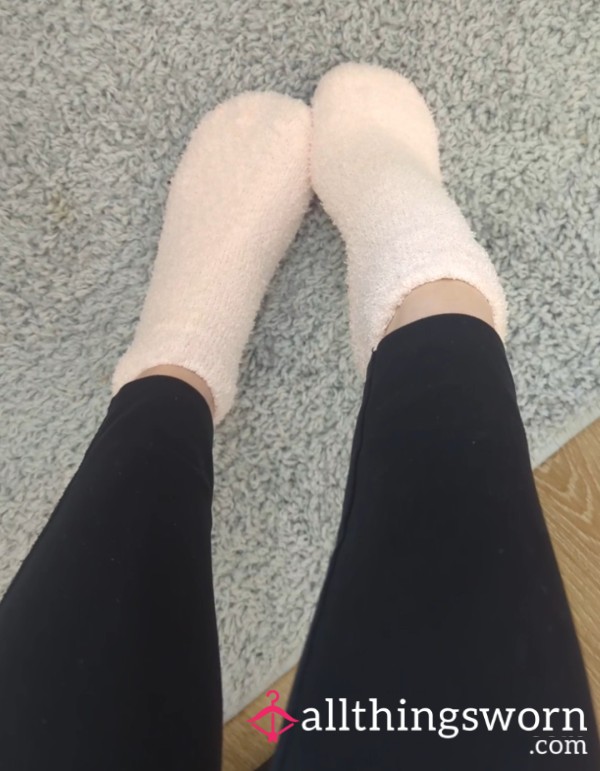 Fuzzy Pink Socks 🩷🧦