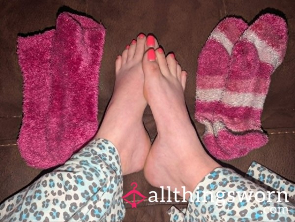 Fuzzy Purple/pink Socks Pick 1