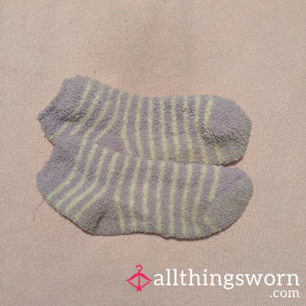 Fuzzy Purple/White Stripe Socks