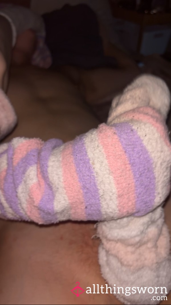 Fuzzy Sock Handjob & Smelling - C*m & P** Finish