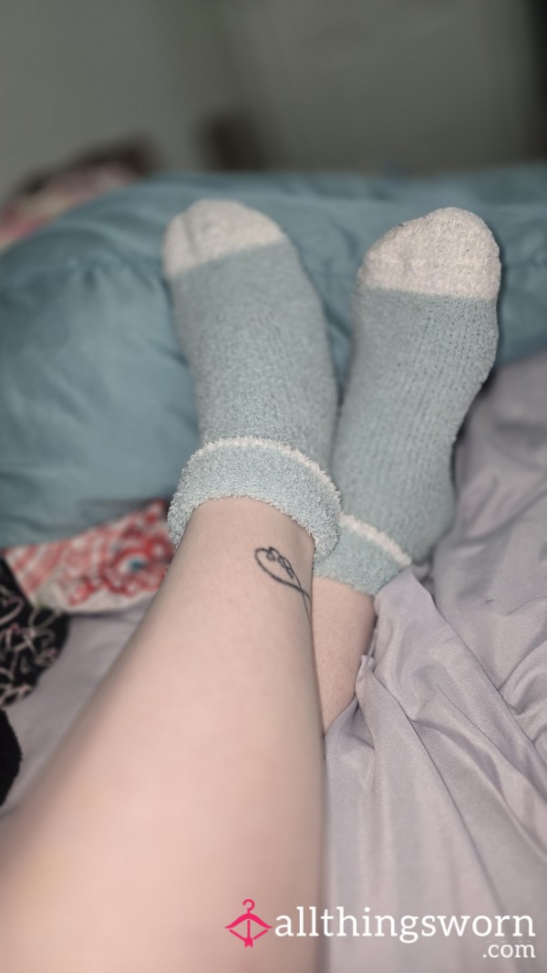 🧦 Fuzzy Socks 🧦