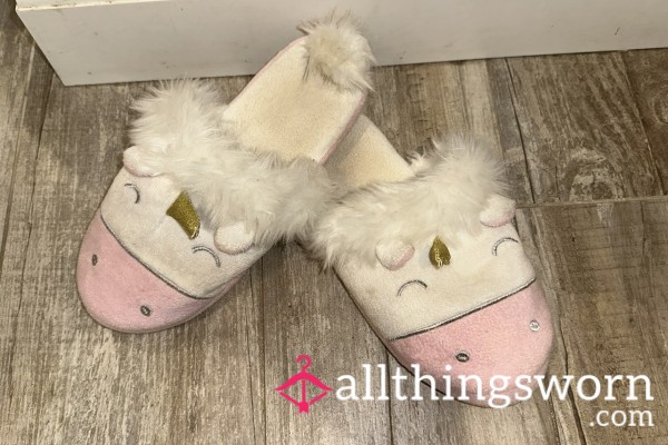 Fuzzy Unicorn Slippers