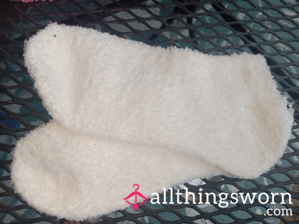 Fuzzy White Ankle Socks