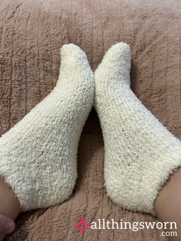 Fuzzy White Ankle Socks