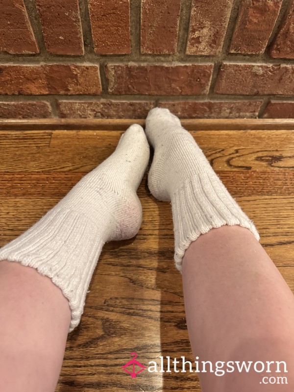Fuzzy White Socks 🤍