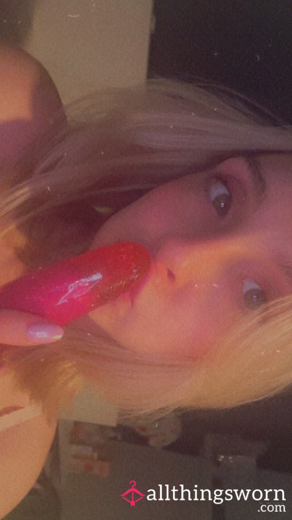 Gagging On Di**o