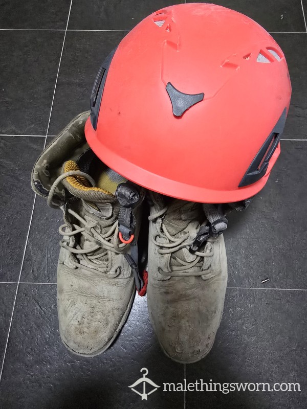 Gaz's BigBen Hard Hat - Red 1of3