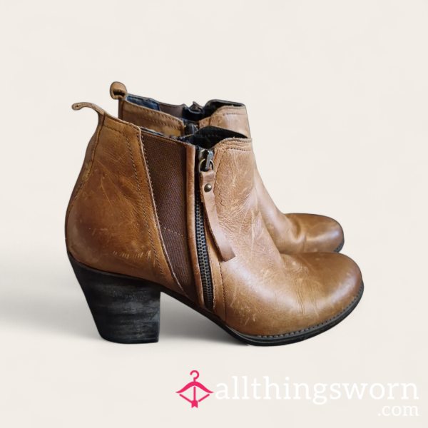 Genuine Leather Ankle Boots -size 41 🤎