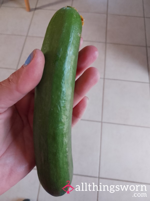 Get A Cheeky Topless D*ck Rating