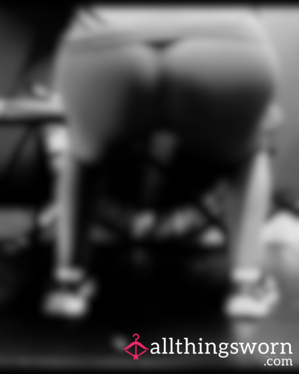 Getting My Squat On 🍑