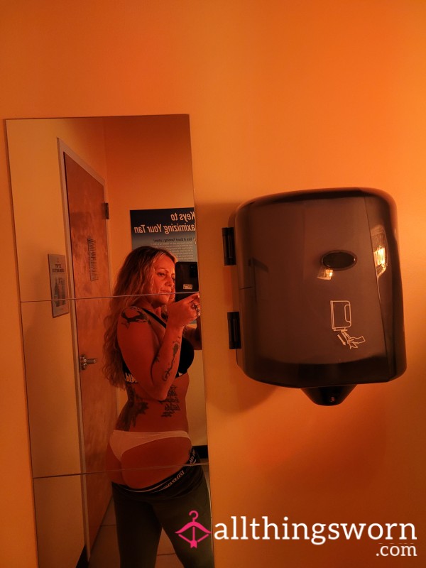 Getting Naked To Tan For You