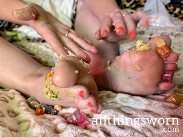 Getting Sticky With Jelly Babies