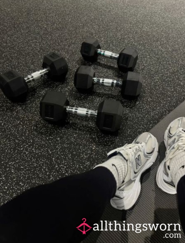 Getting Sweaty At The Gym💦