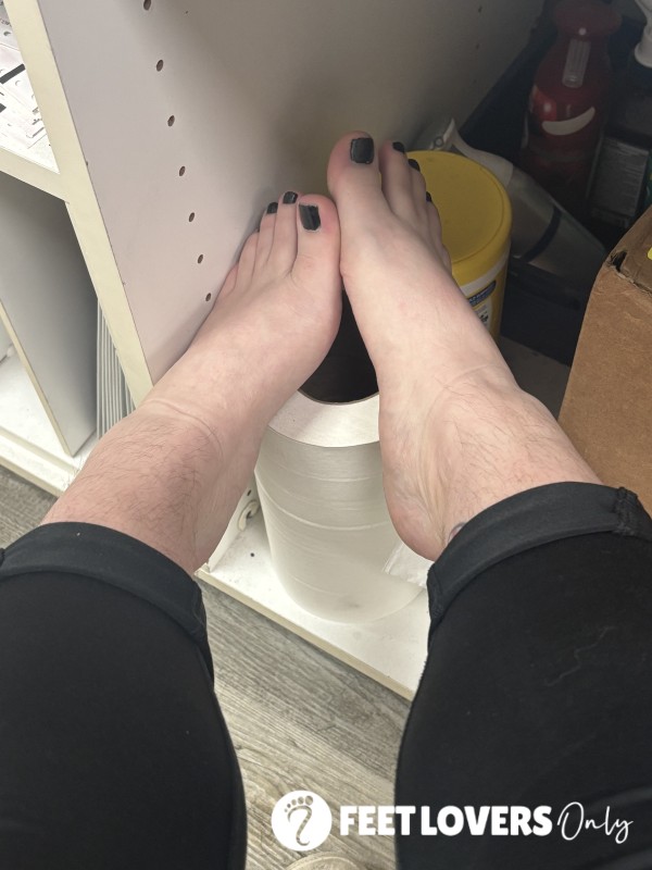 GFE - Feet For A Day