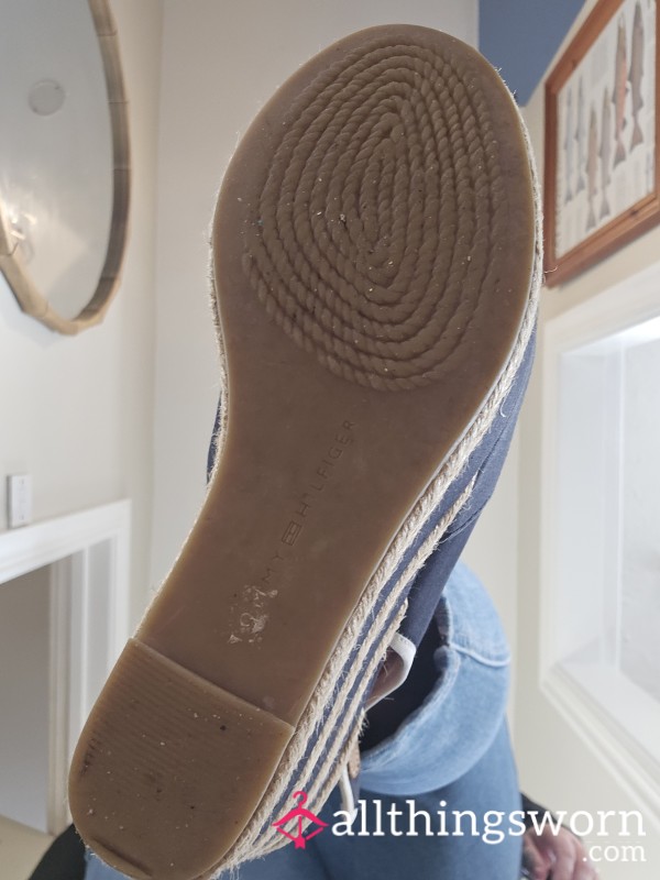 Giantess Photo/Video Customs 🦶