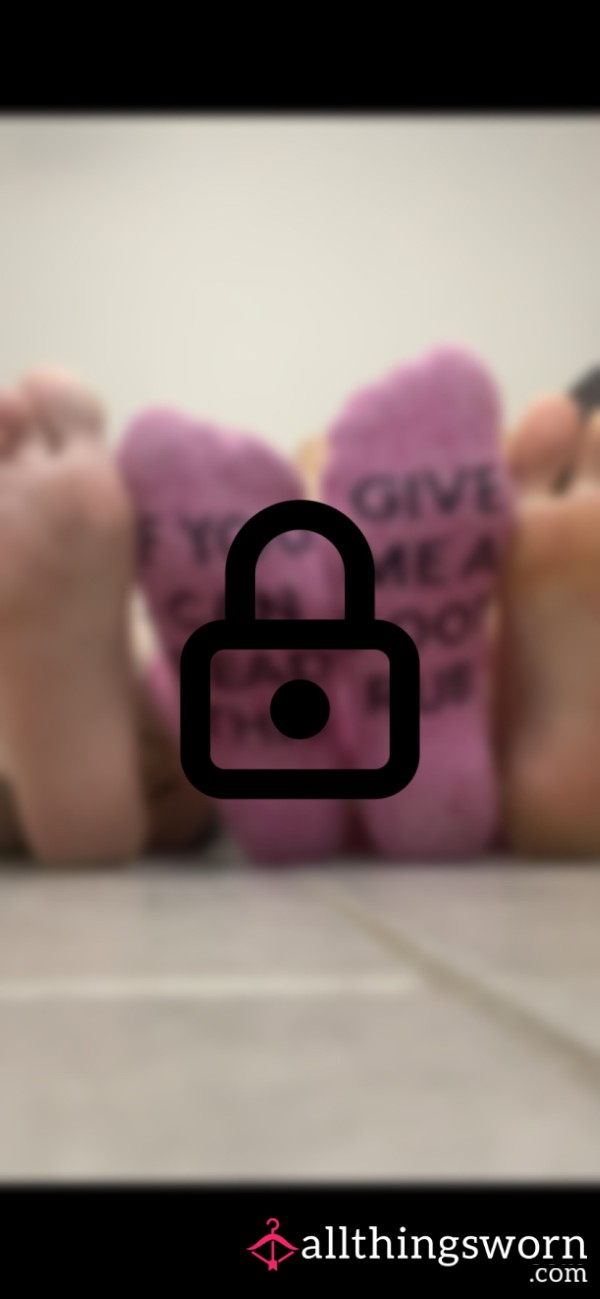 Short Video With My Bestie @sl*ttyvampire Having Fun With Socks