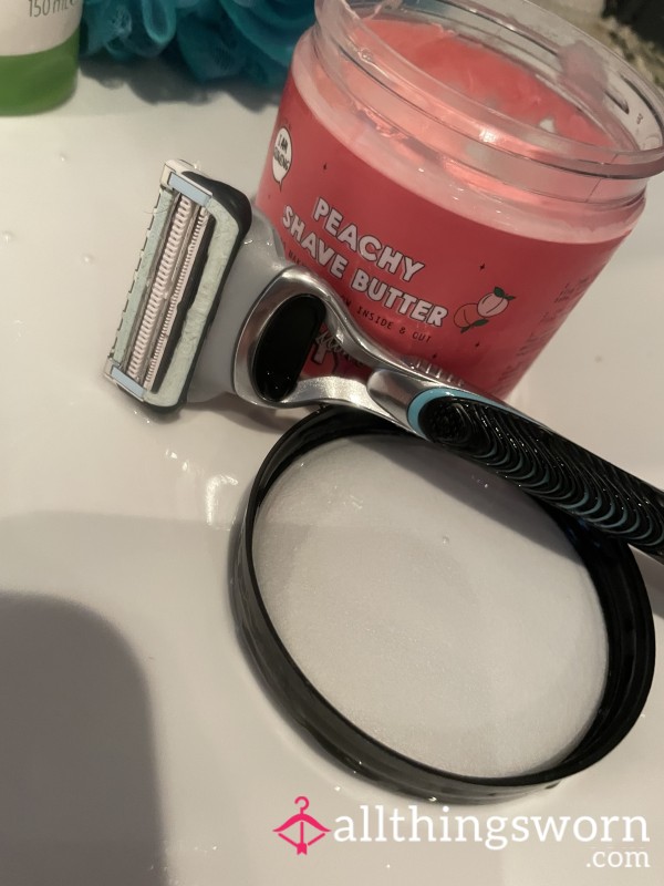 Gillette Razor Head - Dipped In My Peach Shave Bu*ter