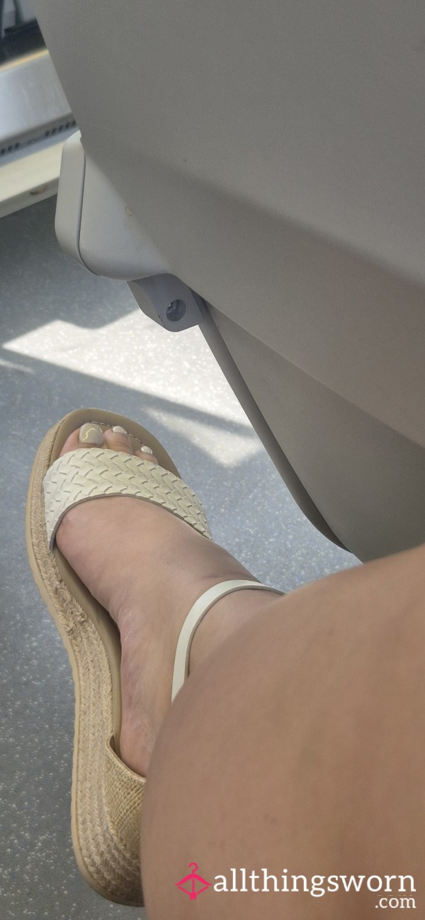Girls Day In London, See My Cute Toes