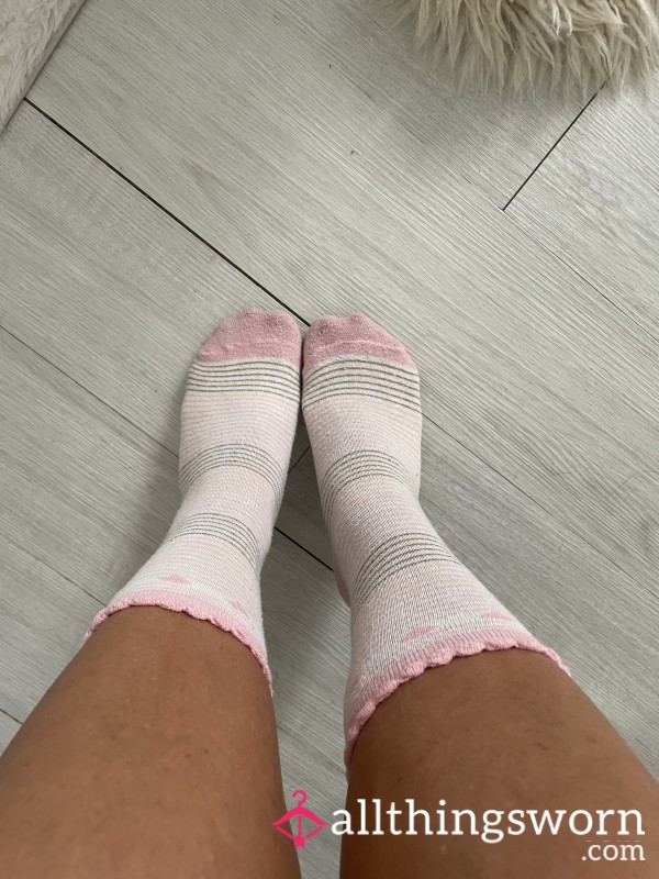 Girly Pink & White Cozy Socks 💕