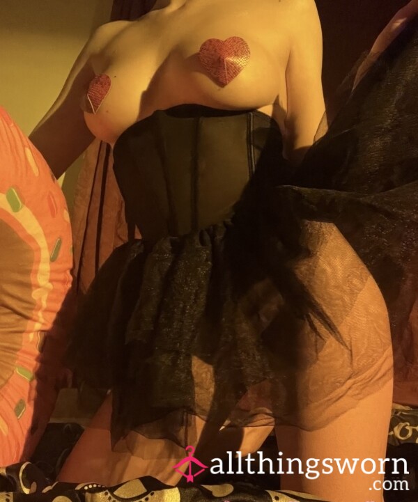 Give Me Some Company On Cam Tonight 💋😈💦💦🍭🎀