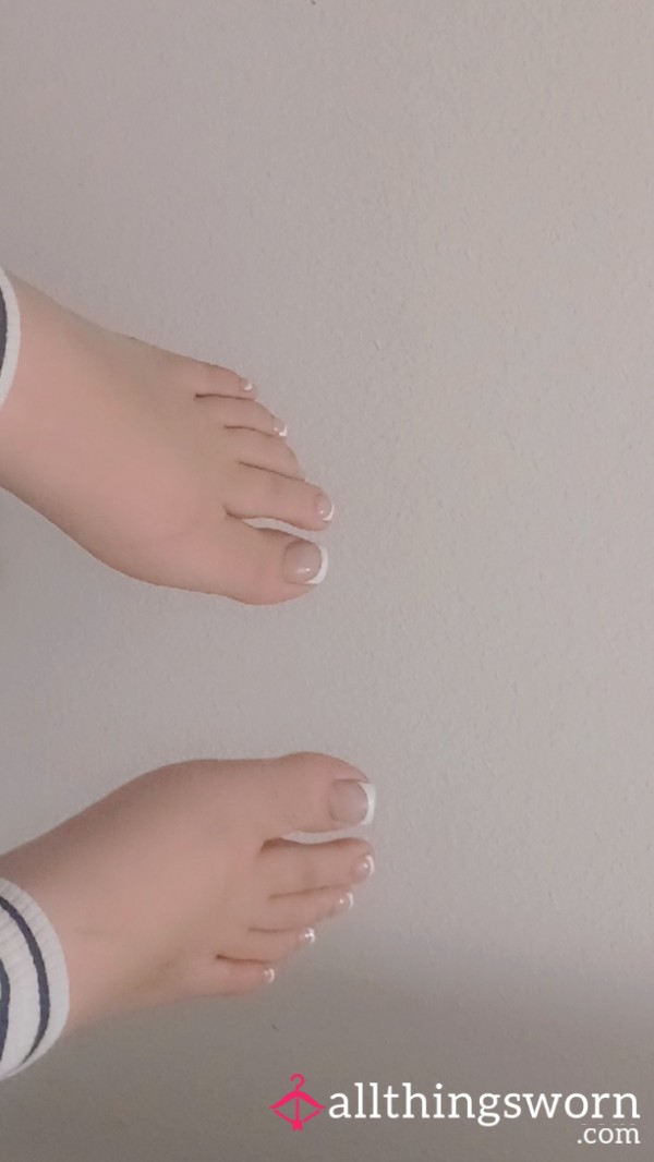 Giving Footjob