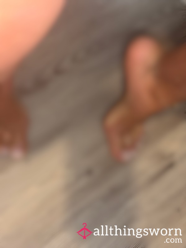 Glossy Goddess Foot