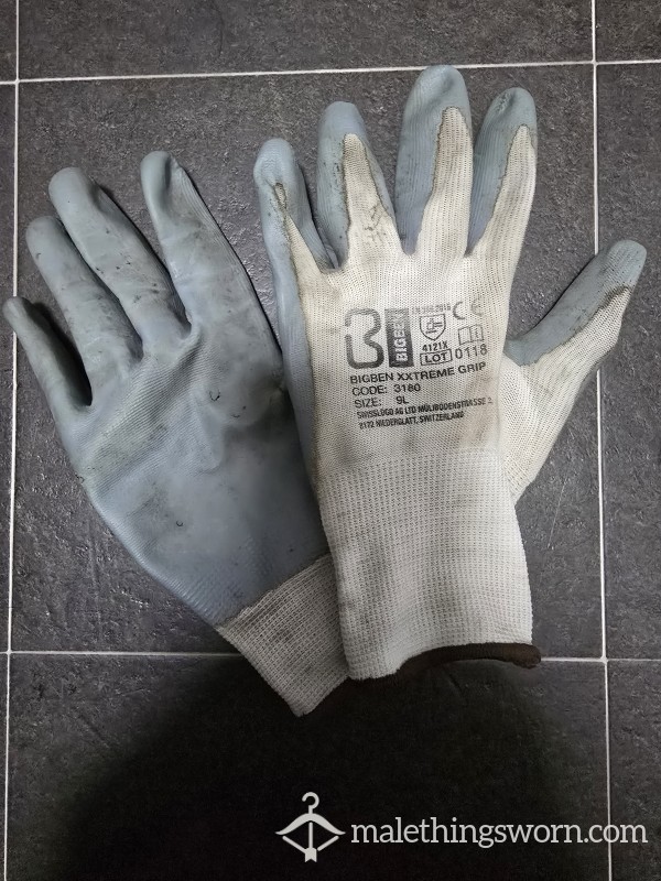 Gloves That Have Done The Hard Work So You Don’t Have To