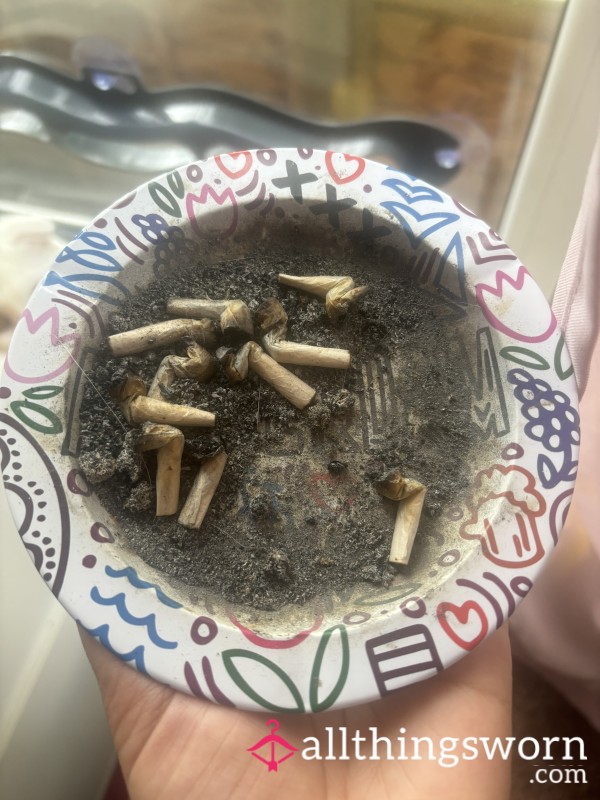 Goddess Ashtray Dust