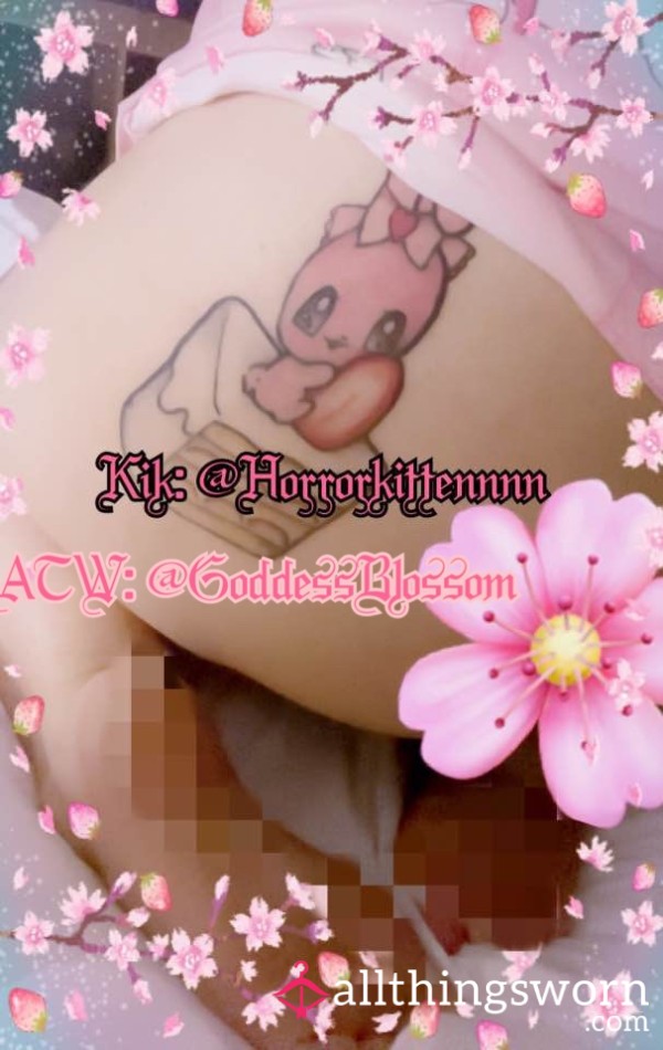 Goddess Blossom’s Dirty Filthy Feet Pics 🐈‍⬛🎀👣