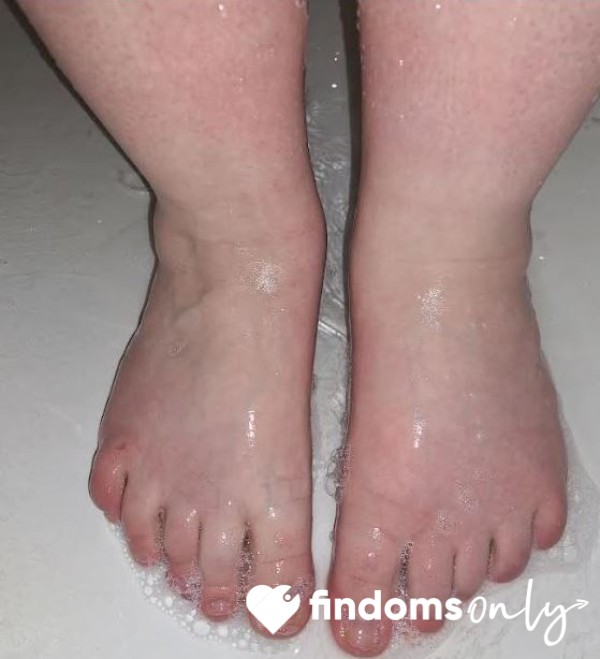 Goddess Foot Washing Clips #1