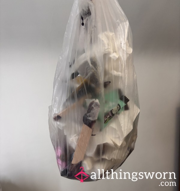 Goddess Garbage | 5 Day Bedroom Trash| Racoon Garbage Picker|