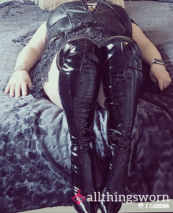 Goddess In Leather Basque Thigh High Shiny Stiletto Boots