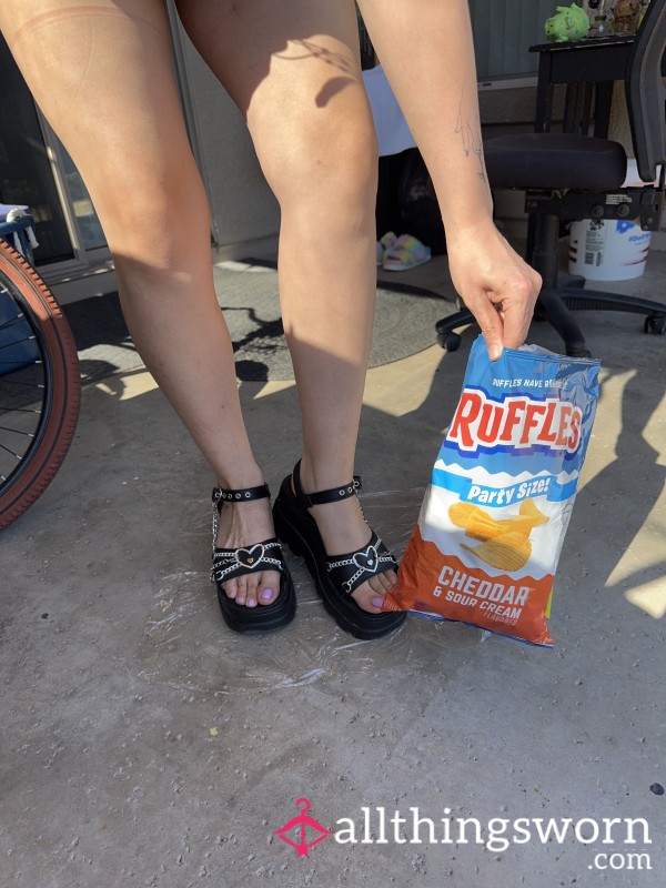 Goddess KJ Shoe Cleaning Service: Crushed Chips