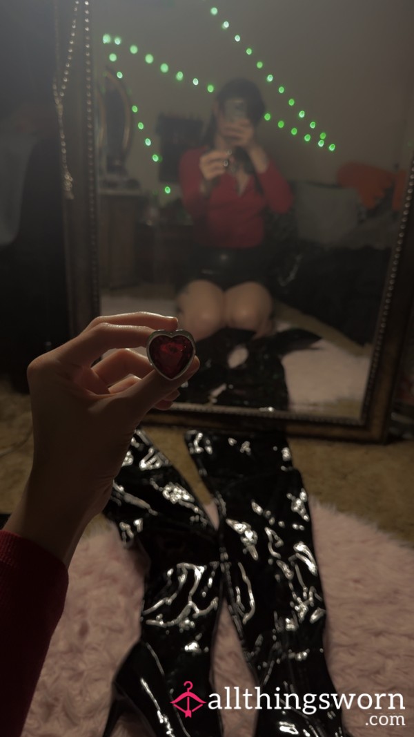 Goddess KJs Thigh High Boot Shoot 📸