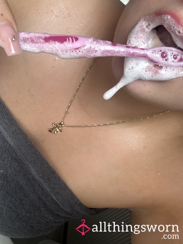 Goddess Toothbrush 🪥