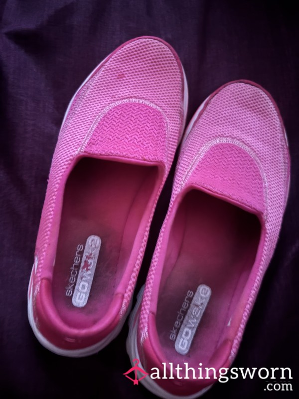 💋 Goddess’ Well-Worn Pink Skechers – Drenched In Divine Power 💋