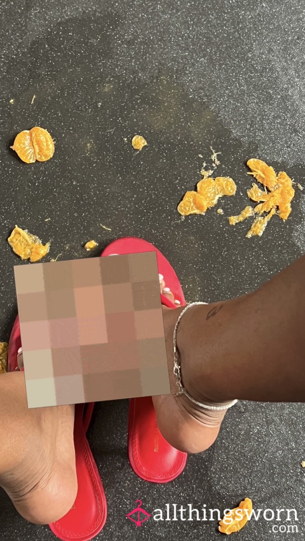GoddessQueen Crushes Juicy Oranges In Heels 👠🍊 (Blurred Tease, Unlock To See)
