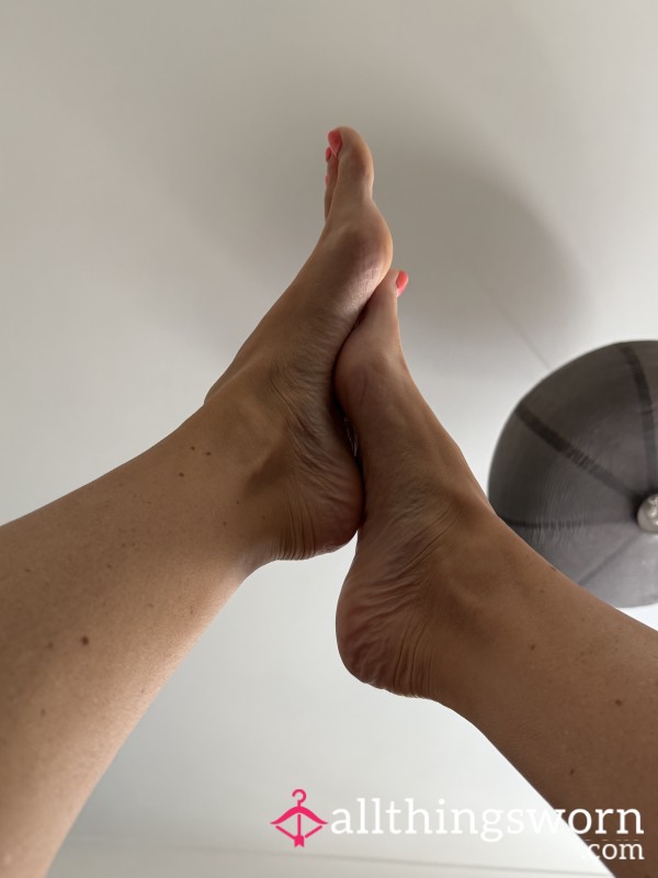 Golden Arches - Feet Piccies