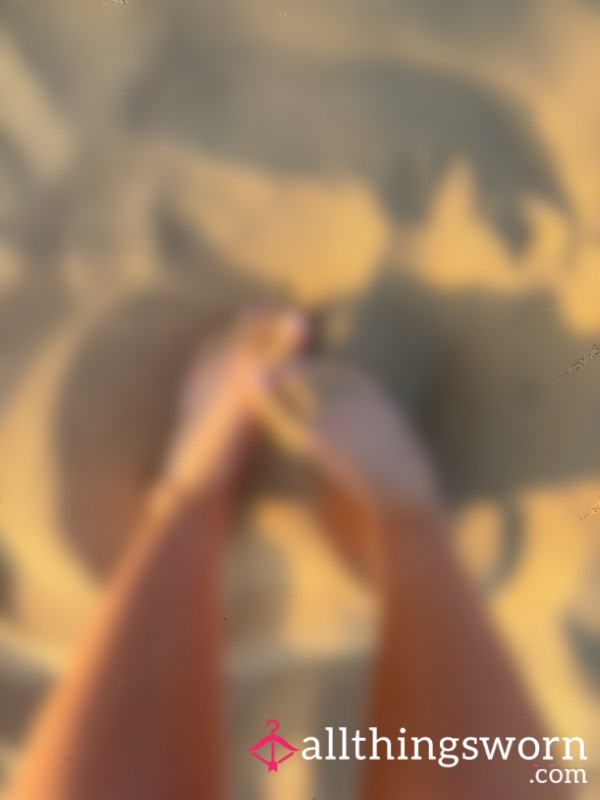 🌞 Golden Hour Beach Toes 🌅