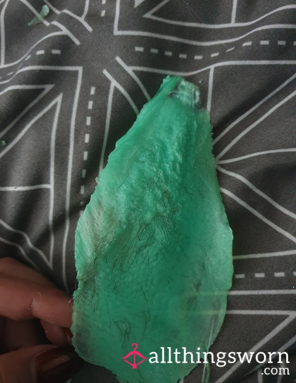 Goochie Close-Up (Side View)