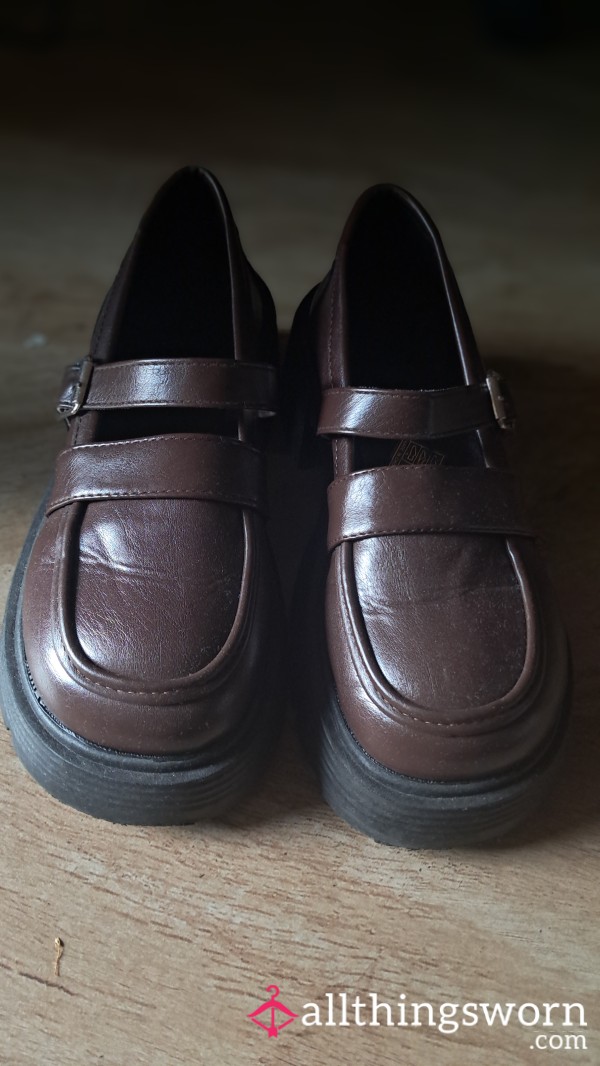 Good Girl Brown Shoes ✨️ Worn By Emma