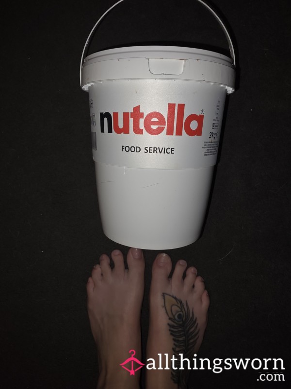 Gooey Warm Chocolate Foot Ma**age And Submerge