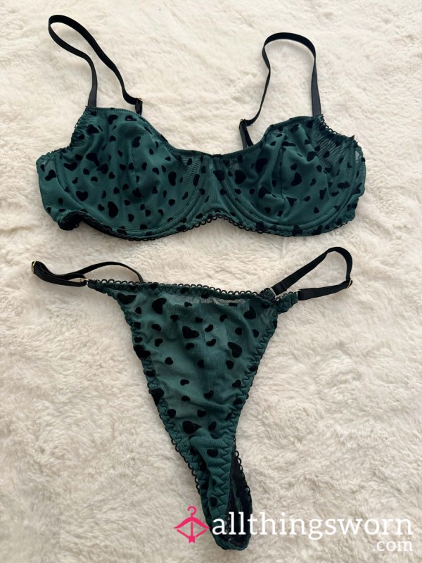 Gorgeous Bra And Panty Set!