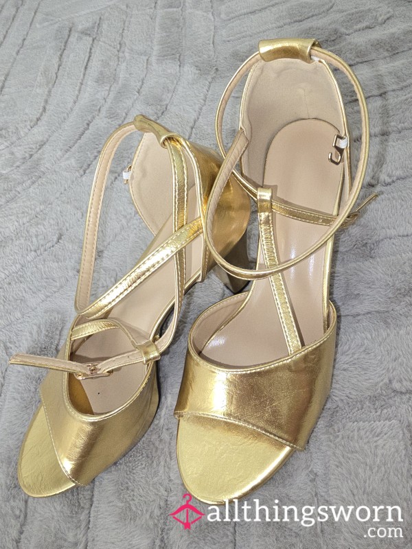 Gorgeous Gold Heels