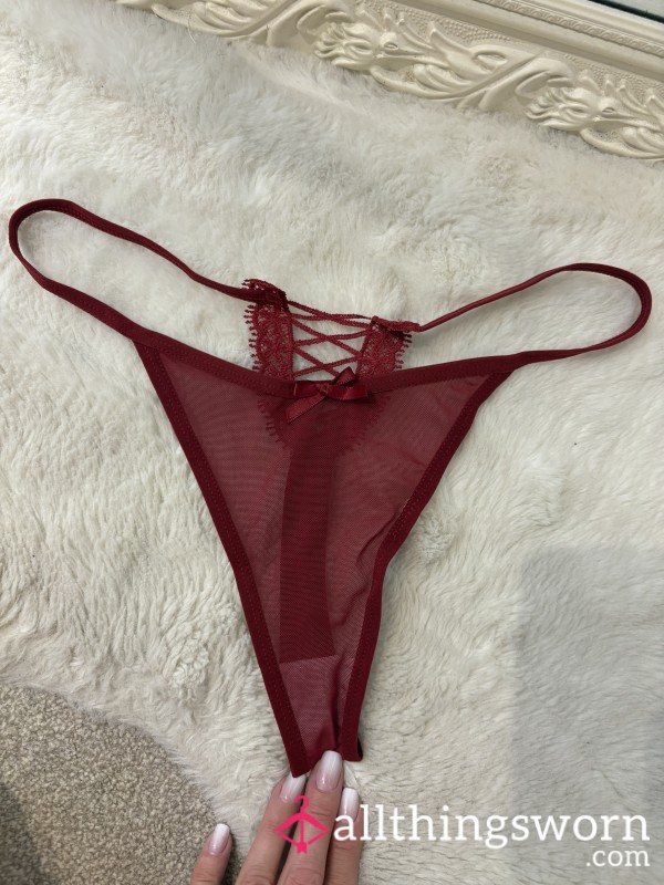 Gorgeous Lattice Back Red Thongs 🌹❣️