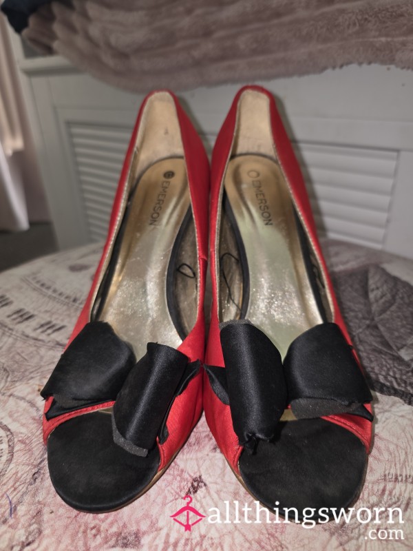 Gorgeous Red And Black Heels