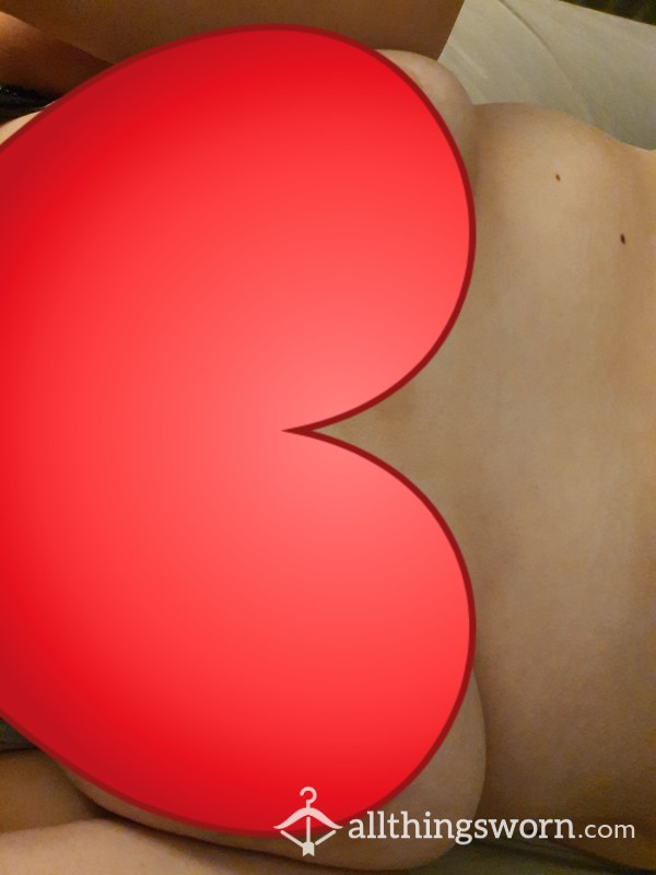 Well Who Doesn't Love A Bit Of C*m Over Their Boobies  👀💦